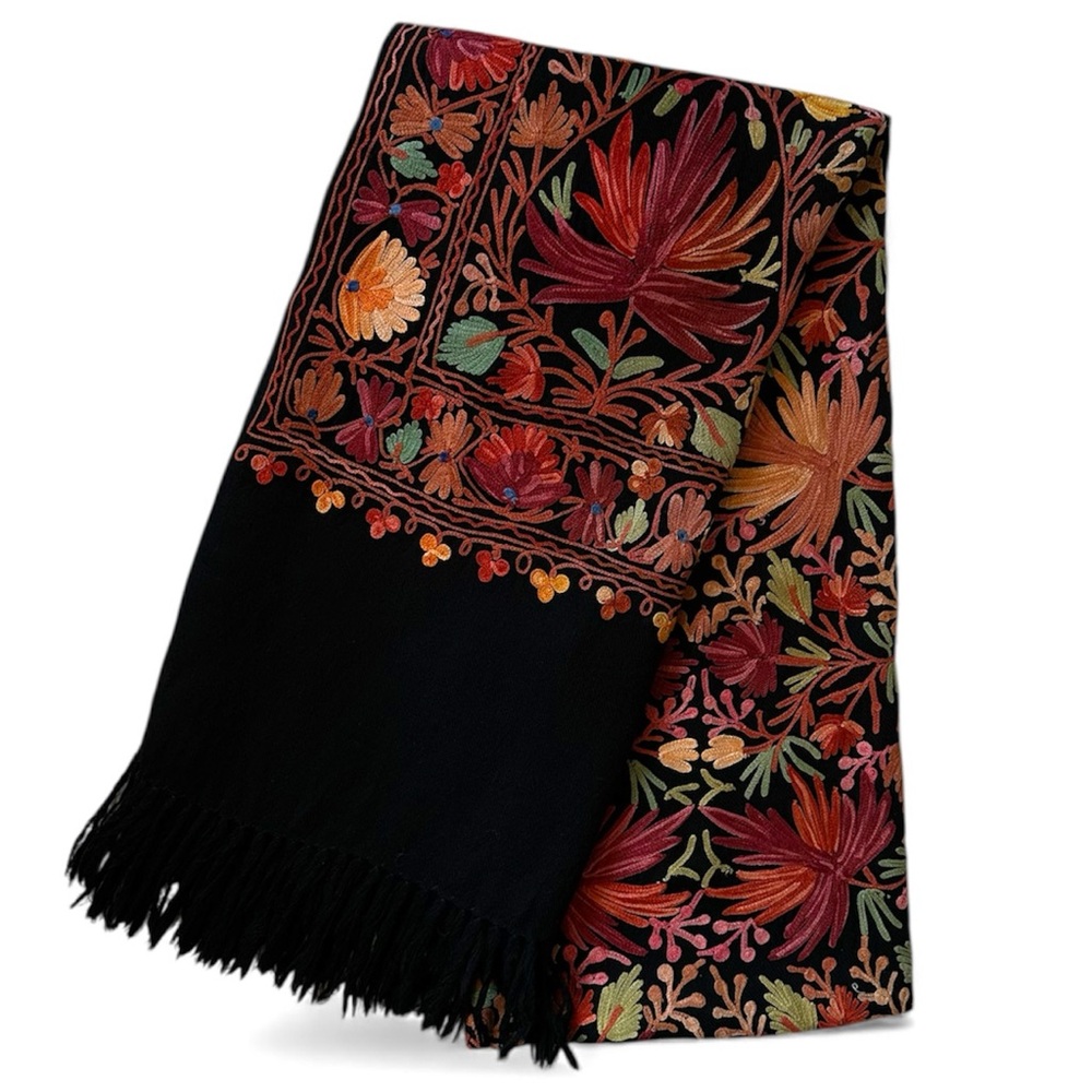 Aari Kashmir Floral Embroidered Black Scarf Wrap
